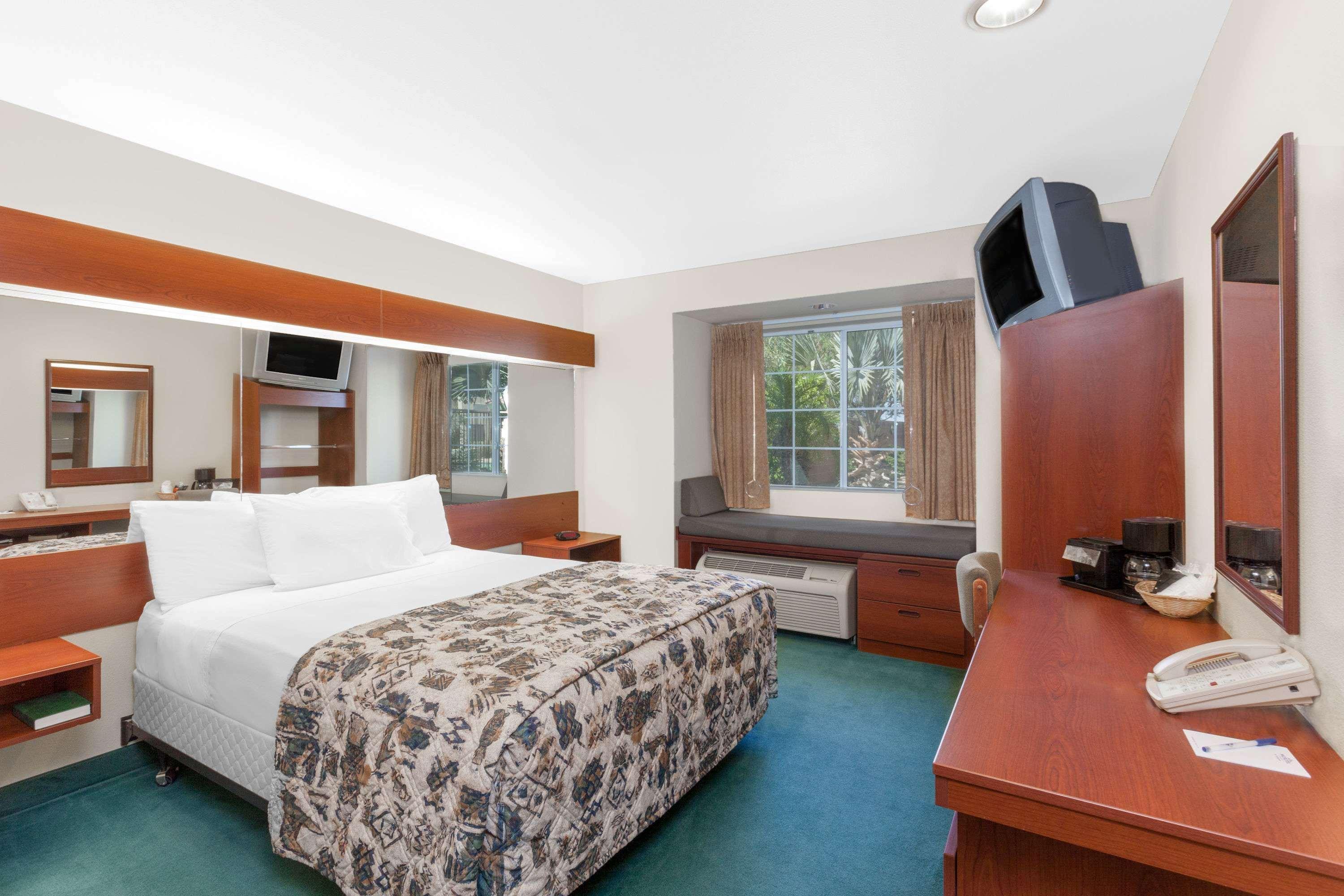 Microtel Inn & Suites By Wyndham Wellton Ngoại thất bức ảnh
