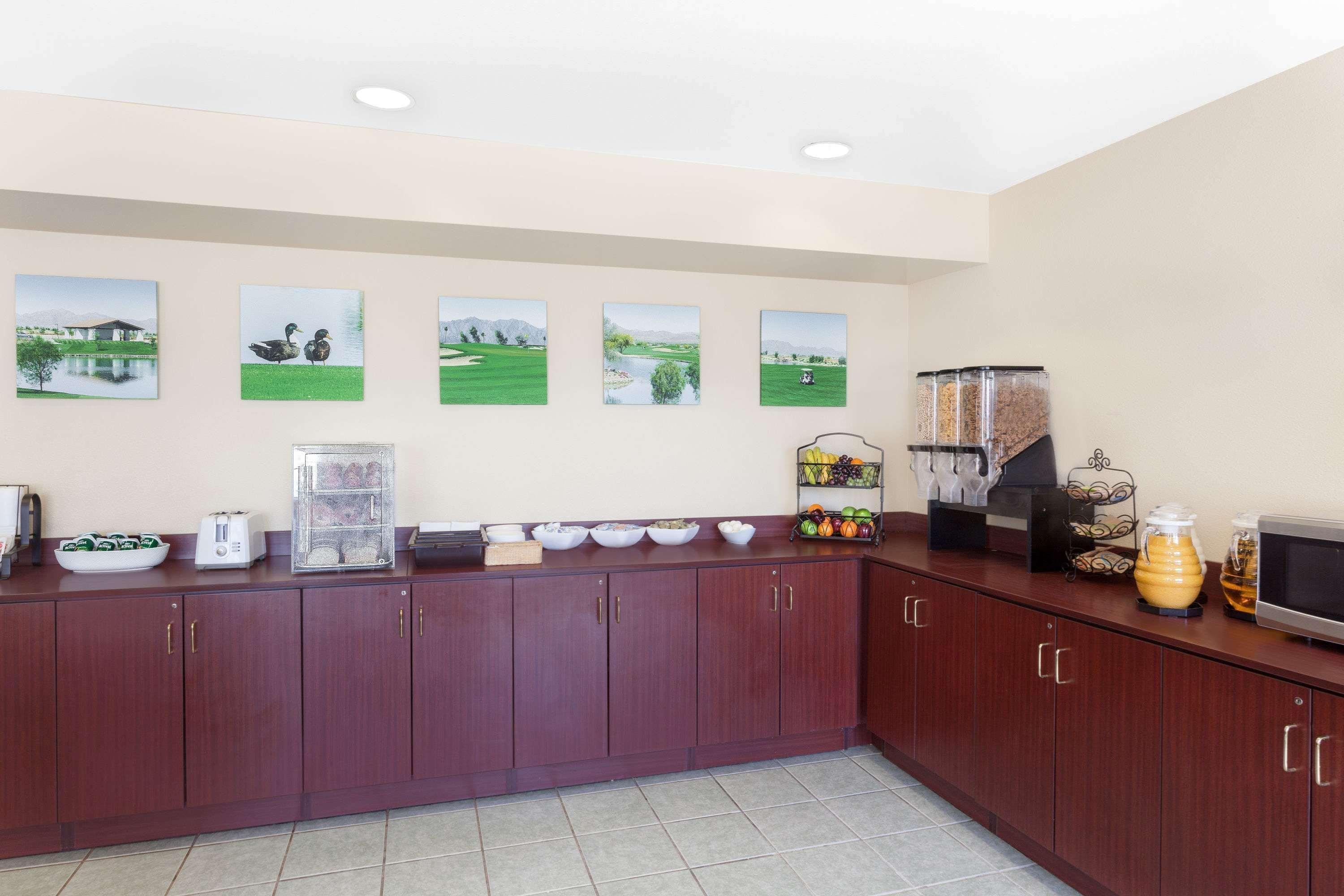Microtel Inn & Suites By Wyndham Wellton Ngoại thất bức ảnh