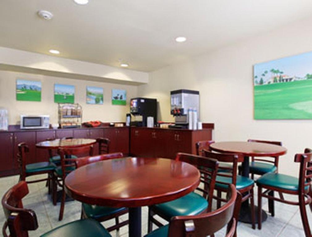 Microtel Inn & Suites By Wyndham Wellton Nhà hàng bức ảnh