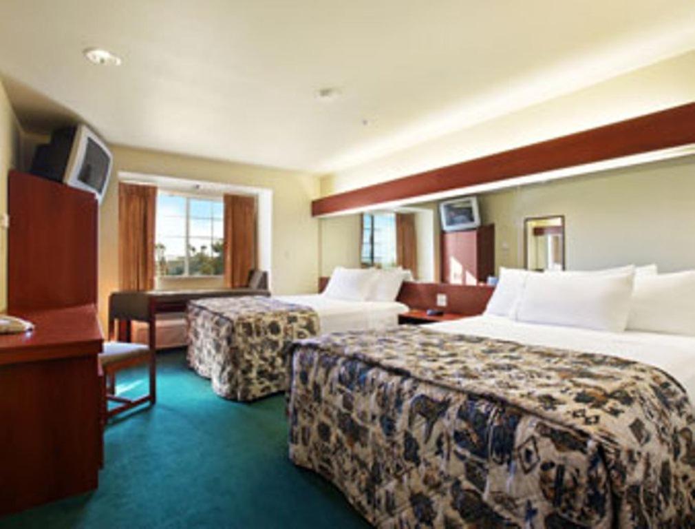 Microtel Inn & Suites By Wyndham Wellton Phòng bức ảnh